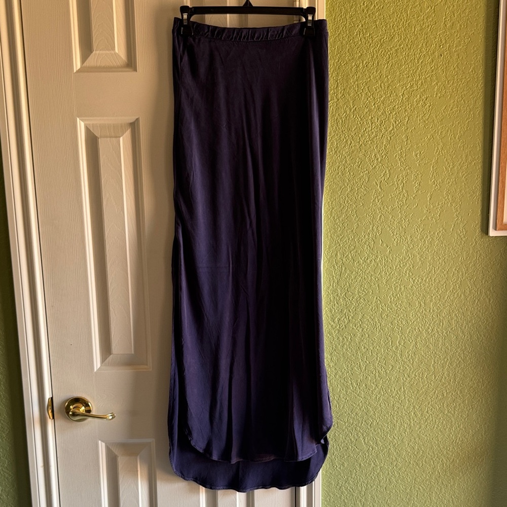 C&S by cloth and stone midi skirt